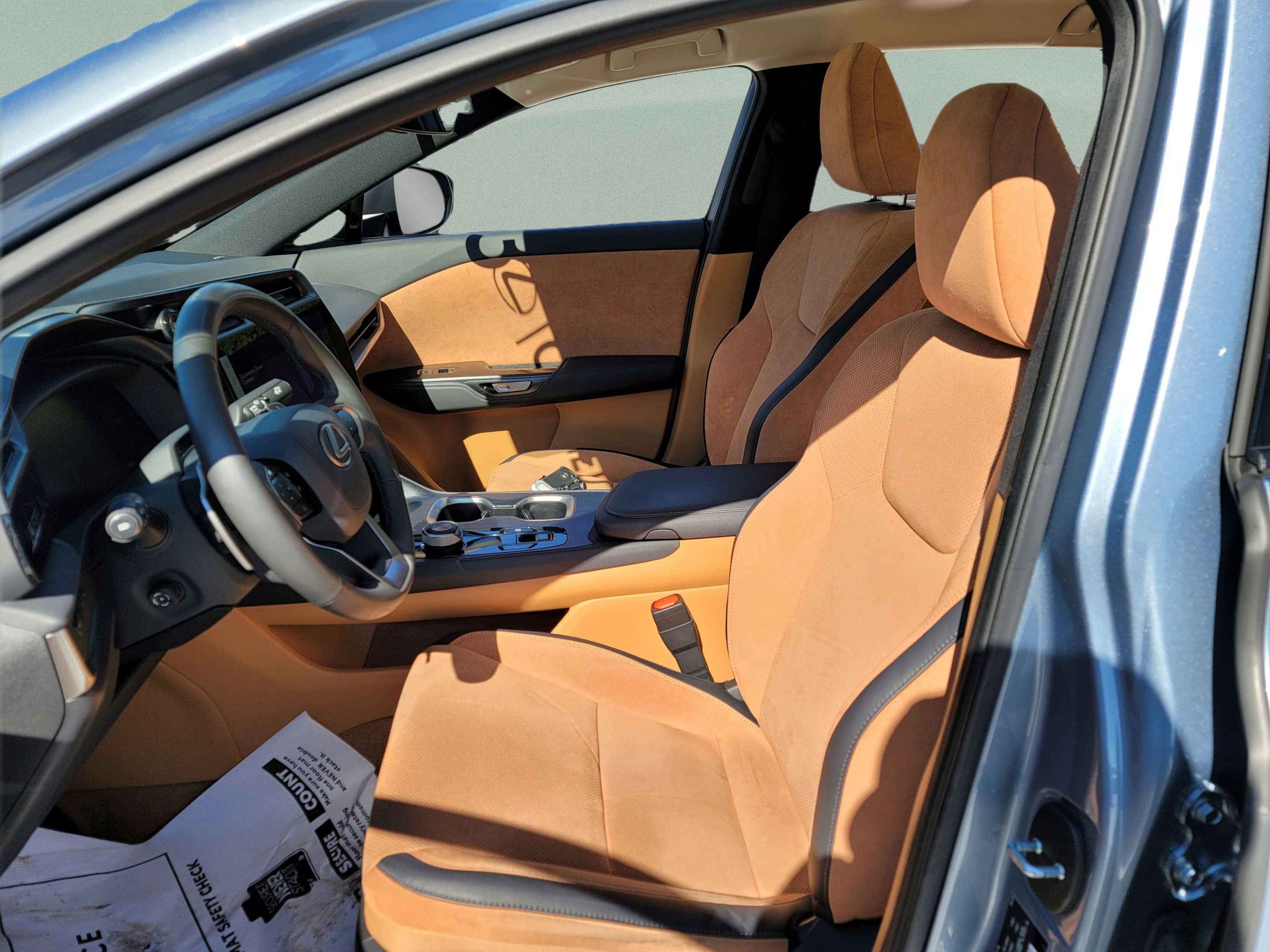 Certified 2023 Lexus RZ 450e Premium w/ Accessory Package (2T) AWD/4WD image 11