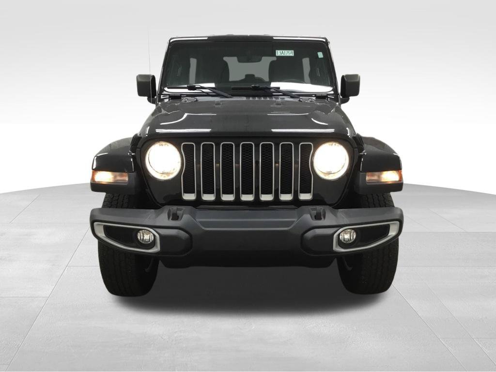 Used 2022 Jeep Wrangler Unlimited Sahara w/ Cold Weather Group AWD/4WD image 3