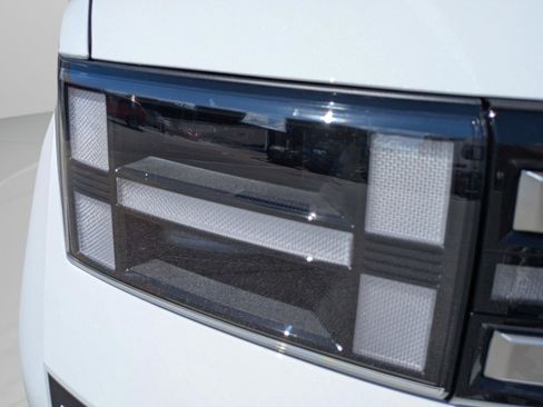 New 2026 Hyundai Santa Fe SE FWD image 13