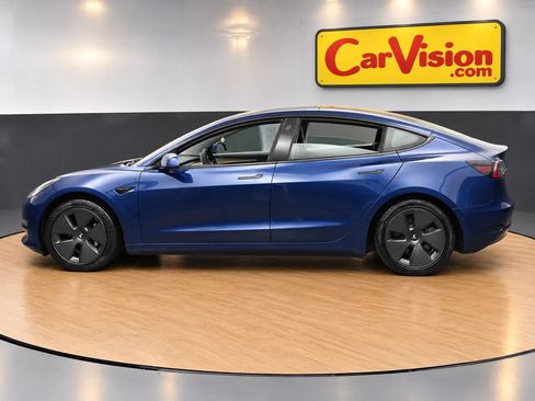Used 2021 Tesla Model 3 Standard Range Plus RWD image 4