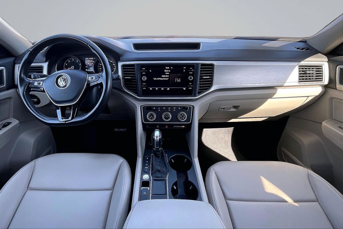 Used 2018 Volkswagen Atlas SE FWD image 16