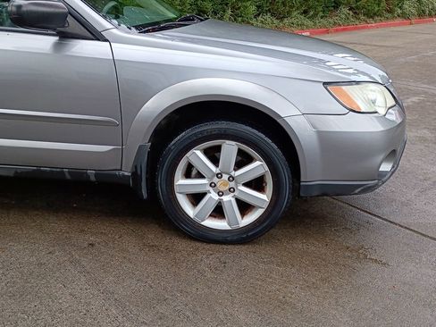 Used 2008 Subaru Outback 2.5i AWD/4WD image 2