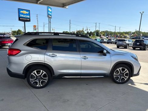 Used 2023 Subaru Ascent Limited w/ Technology Package AWD/4WD image 9