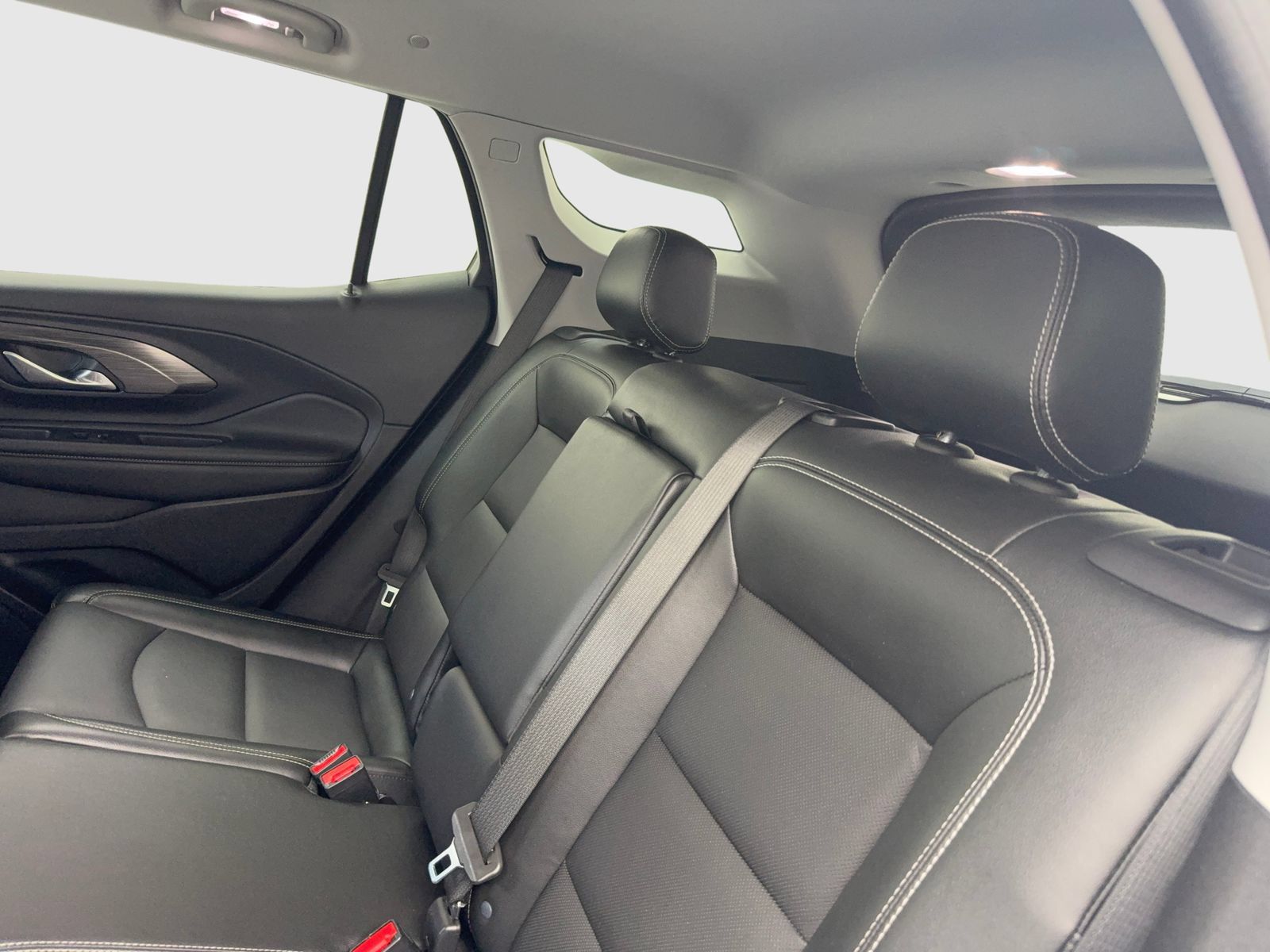 Used 2024 GMC Terrain SLT FWD image 52