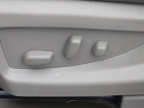 Used 2018 GMC Yukon Denali w/ Denali Ultimate Package image 28