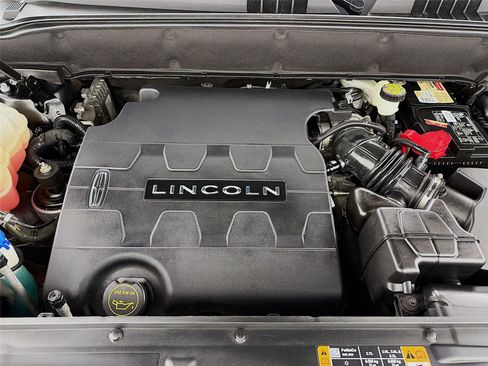 Used 2018 Lincoln MKX Select w/ Select Plus Package image 30