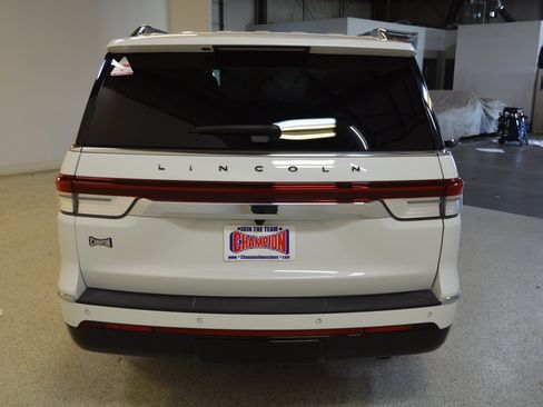 Used 2022 Lincoln Navigator Black Label AWD/4WD image 4