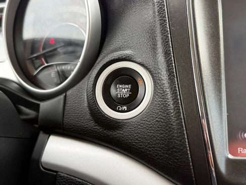 Used 2018 Dodge Journey GT w/ Nav & Sun Group AWD/4WD image 38