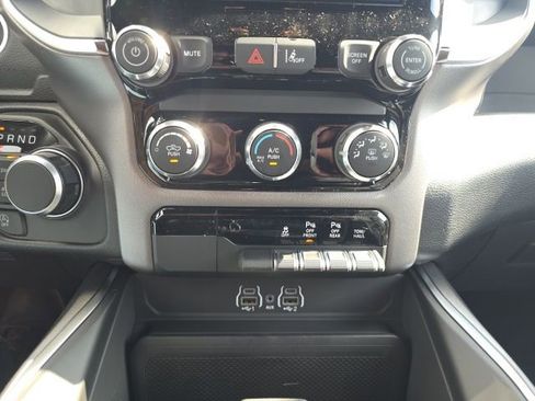 New 2026 RAM 1500 Express image 21