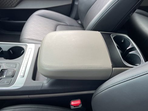 Certified 2025 Kia Carnival FWD image 15