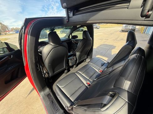 Used 2021 Tesla Model X Long Range Plus image 21