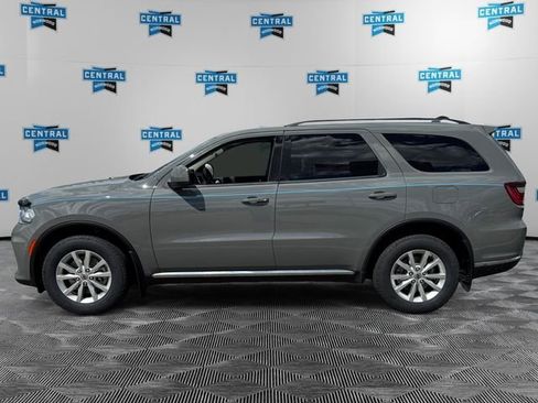 Certified 2022 Dodge Durango SXT AWD/4WD image 3
