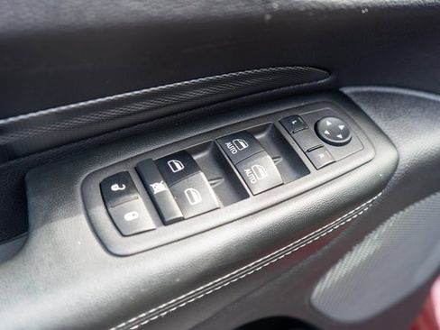 Used 2022 Dodge Durango GT image 17