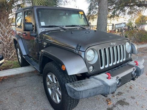Used 2017 Jeep Wrangler Sahara w/ Connectivity Group image 3