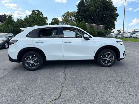 Used 2024 Honda HR-V EX-L image 7