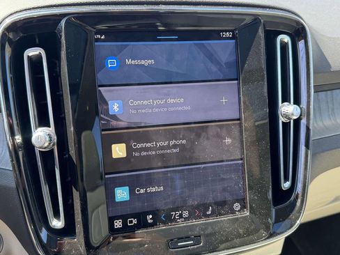 Used 2023 Volvo XC40 B5 Ultimate w/ Climate Package AWD/4WD image 26