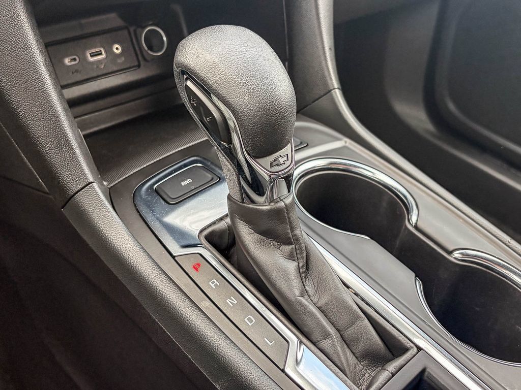 Used 2024 Chevrolet Equinox LT AWD/4WD image 36