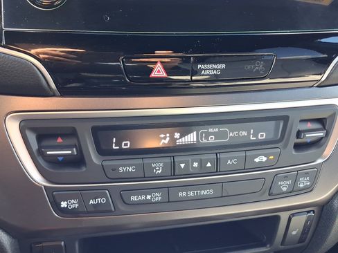 Used 2023 Honda Passport EX-L image 17