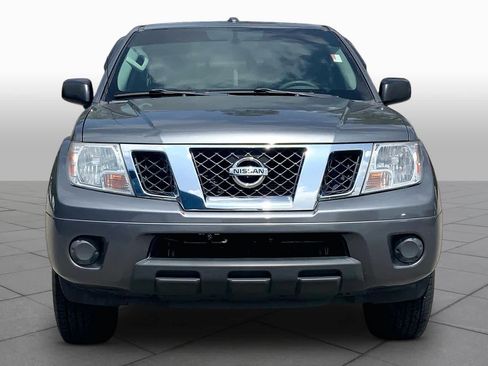 Used 2017 Nissan Frontier SV RWD image 4