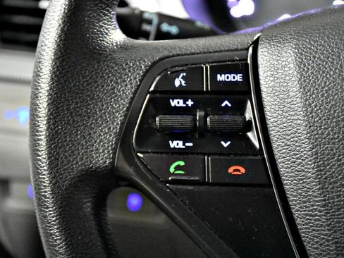 Used 2015 Hyundai Sonata SE FWD image 34