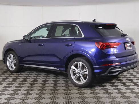 Used 2024 Audi Q3 2.0T Premium Plus w/ Premium Plus Package AWD/4WD image 9