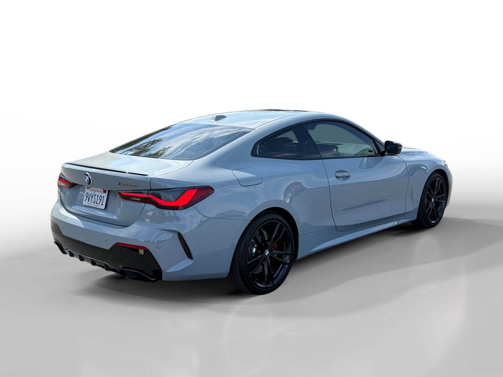Used 2024 BMW M440i Coupe w/ Premium Package RWD image 5