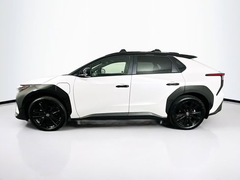 Used 2025 Toyota bZ4X AWD image 4