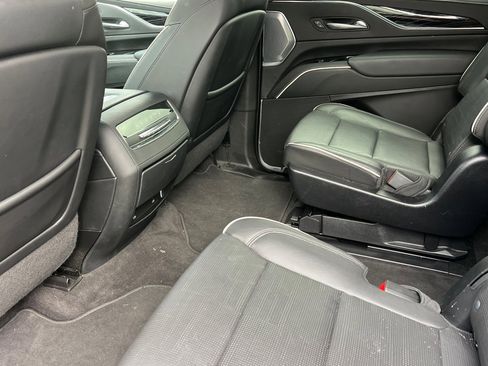 Used 2023 Cadillac Escalade ESV Sport w/ Touring Package image 14