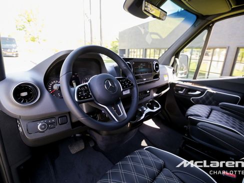 New 2024 Mercedes-Benz Sprinter 3500 image 11