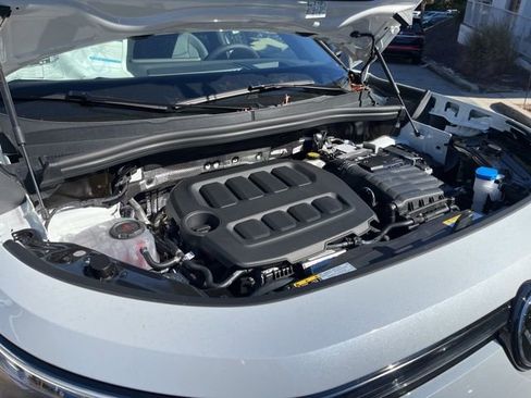 New 2026 Volkswagen Tiguan SE R-Line image 20