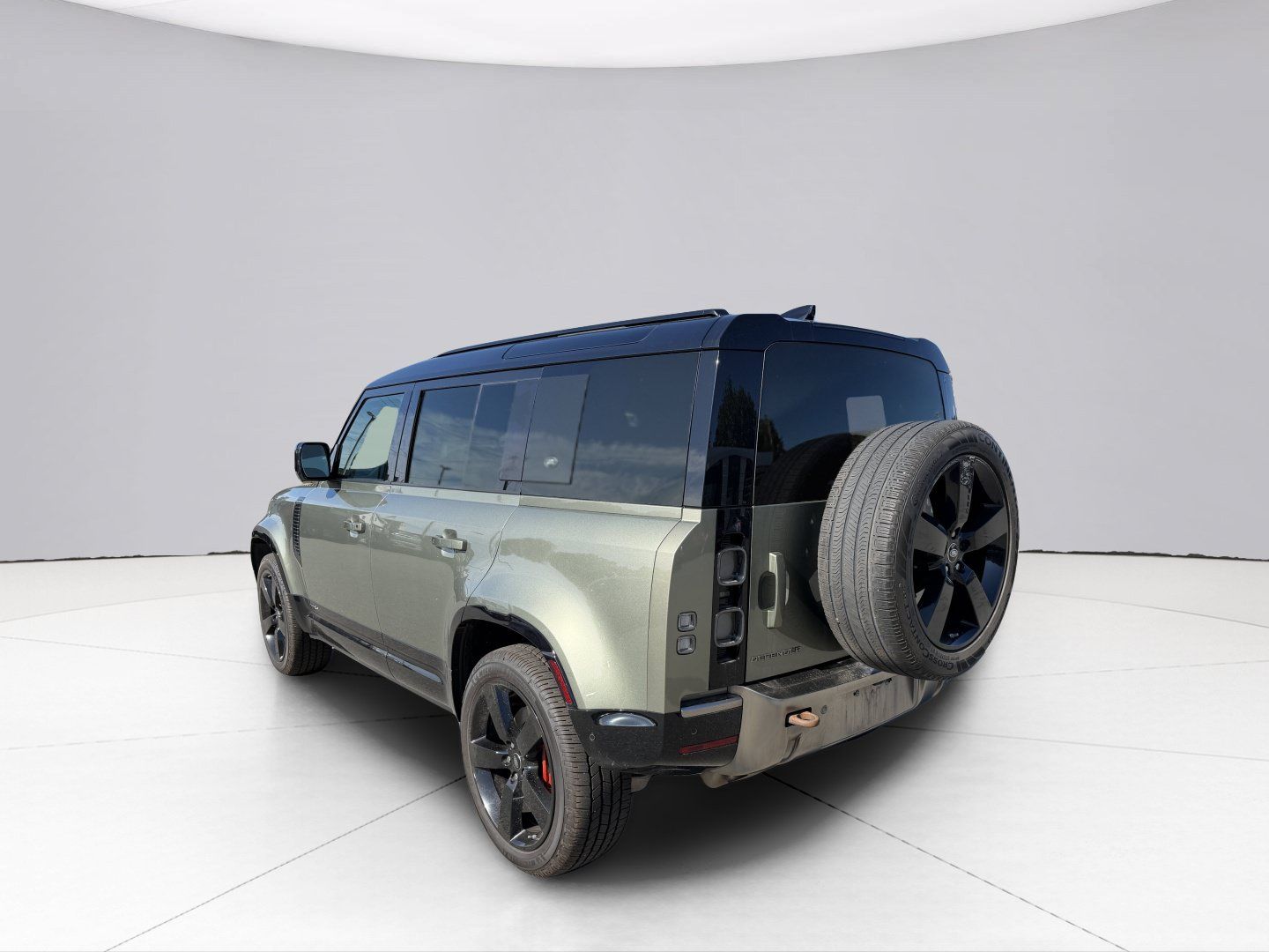 Used 2021 Land Rover Defender 110 X AWD/4WD image 10
