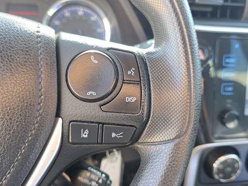 Used 2018 Toyota Corolla L FWD image 20