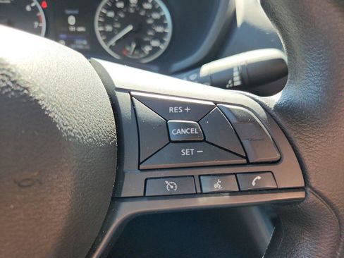 Used 2024 Nissan Sentra S FWD image 29