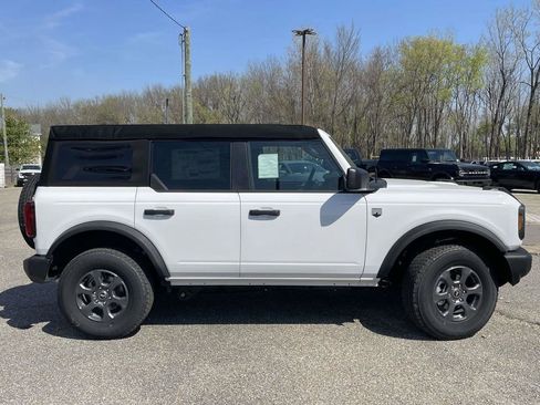 New 2026 Ford Bronco Big Bend image 2