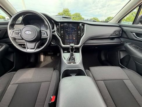 Used 2024 Subaru Outback Premium AWD/4WD image 17