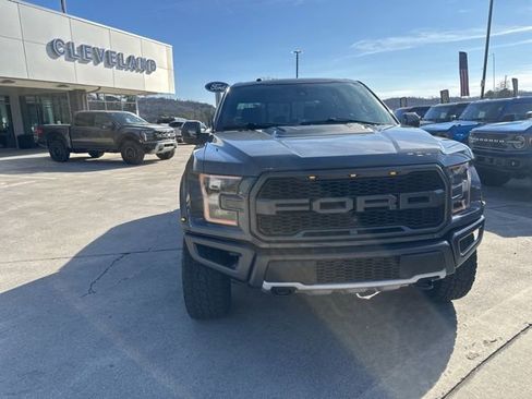 Used 2018 Ford F150 Raptor w/ Equipment Group 802A Luxury image 5