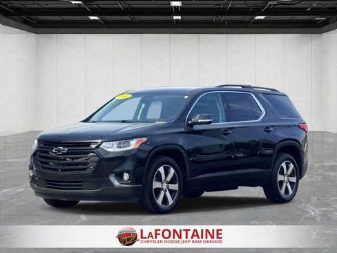 Used 2020 Chevrolet Traverse LT w/ LT Premium Package AWD/4WD image 1