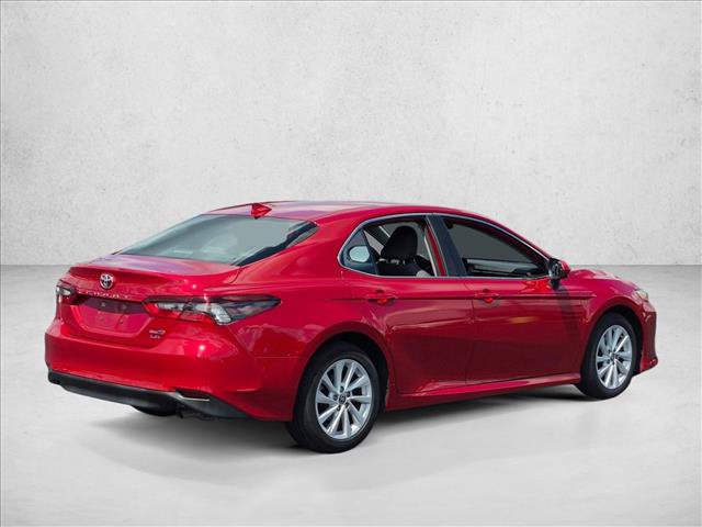Used 2023 Toyota Camry LE FWD image 5