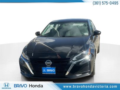Used 2023 Nissan Altima 2.5 SV