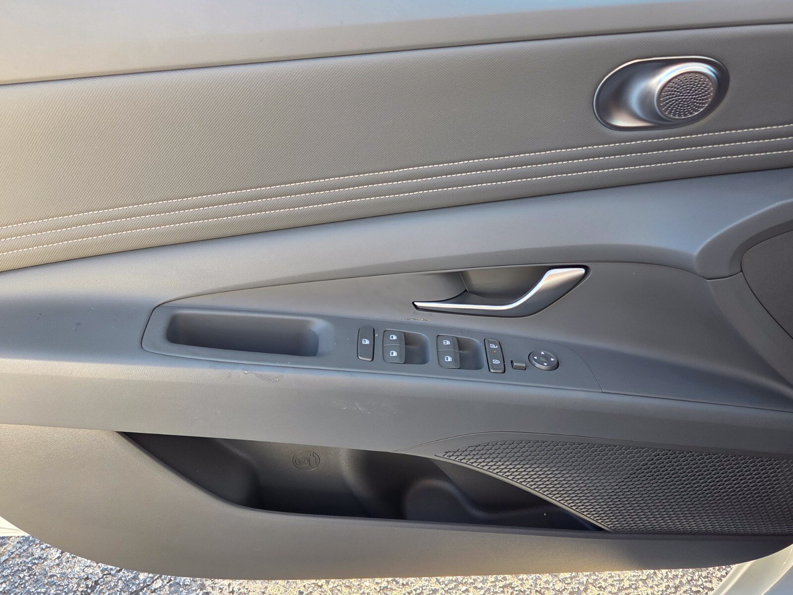Certified 2026 Hyundai Elantra Sport FWD image 27