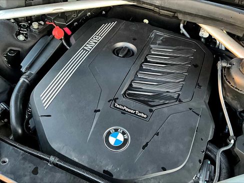 Used 2020 BMW X7 xDrive40i w/ M Sport Package image 33