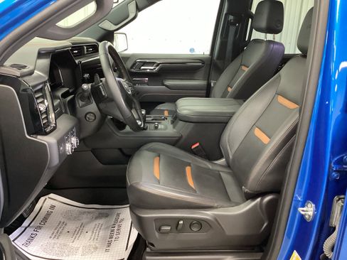 Used 2024 GMC Sierra 1500 AT4 w/ AT4 Premium Package AWD/4WD image 15