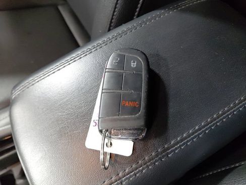 Used 2025 Jeep Compass Limited AWD/4WD image 25