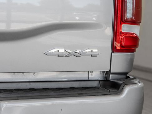 Used 2024 RAM 2500 Laramie w/ Safety Group AWD/4WD image 23