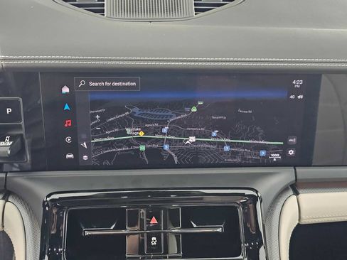 Used 2024 Porsche Panamera 4 image 27