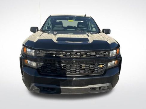 Used 2020 Chevrolet Silverado 1500 Custom w/ Custom Value Package image 6