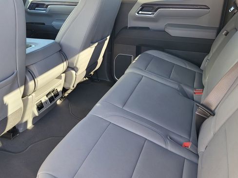 Used 2025 GMC Sierra 1500 SLT image 20