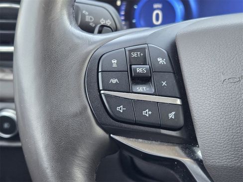 Used 2020 Ford Explorer Platinum w/ Premium Technology Package image 25