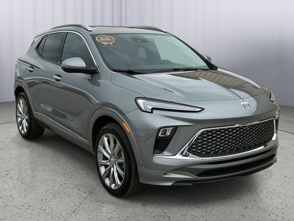 Used 2024 Buick Encore GX Avenir w/ Avenir Technology Package AWD/4WD image 7