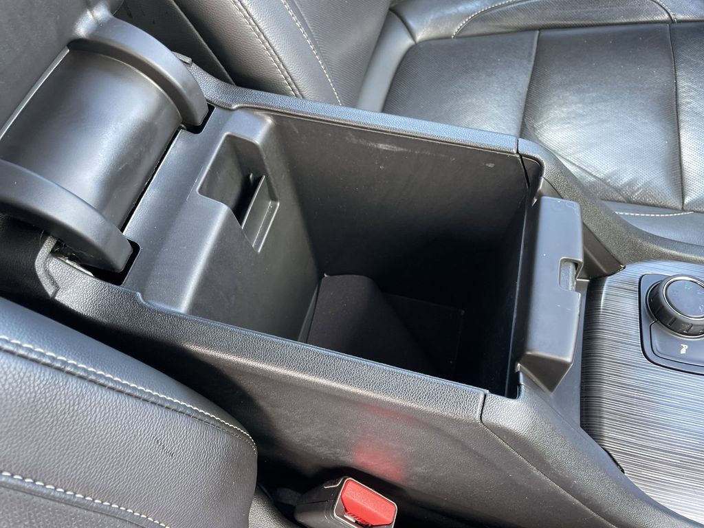 Used 2019 GMC Acadia SLT AWD/4WD image 33
